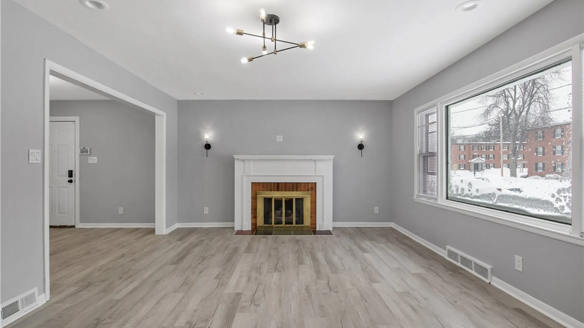 Property at 211 Dorchester Avenue, Syracuse, NY 13203 5