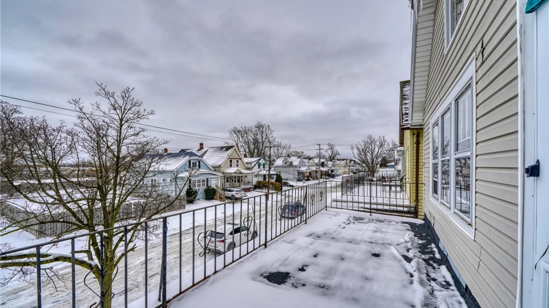 Property at 82 Montclair Avenue, Buffalo, NY 14215 21
