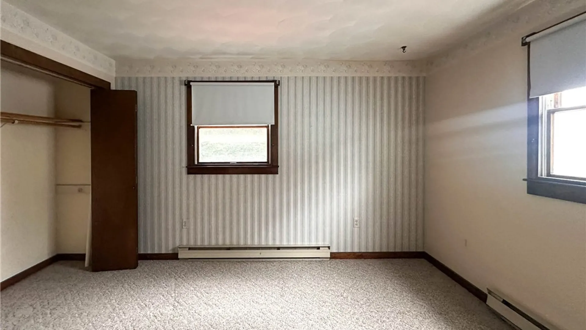 Property at 821 Floyd Avenue, Rome, NY 13440 14