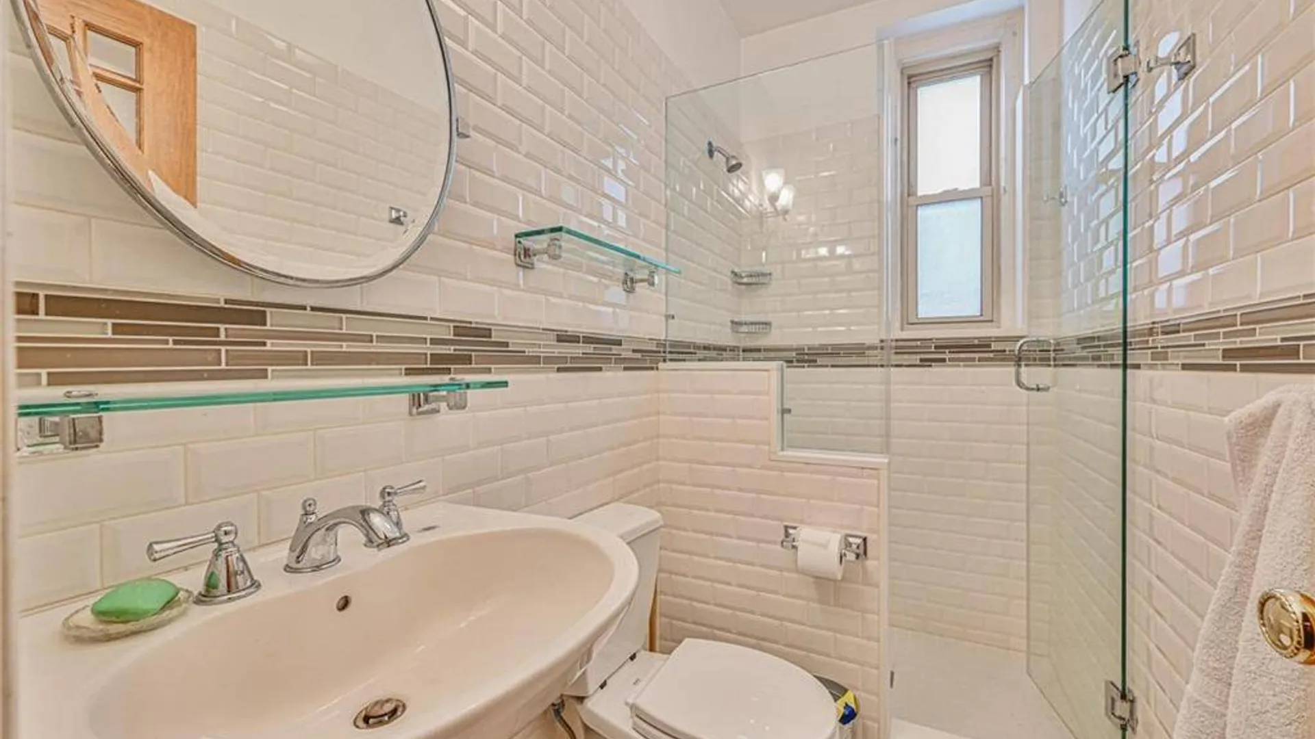Property at 860 Union St, Brooklyn, NY 11215 18