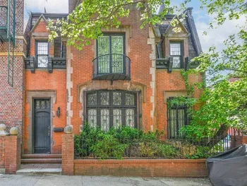 Property at 860 Union St, Brooklyn, NY 11215