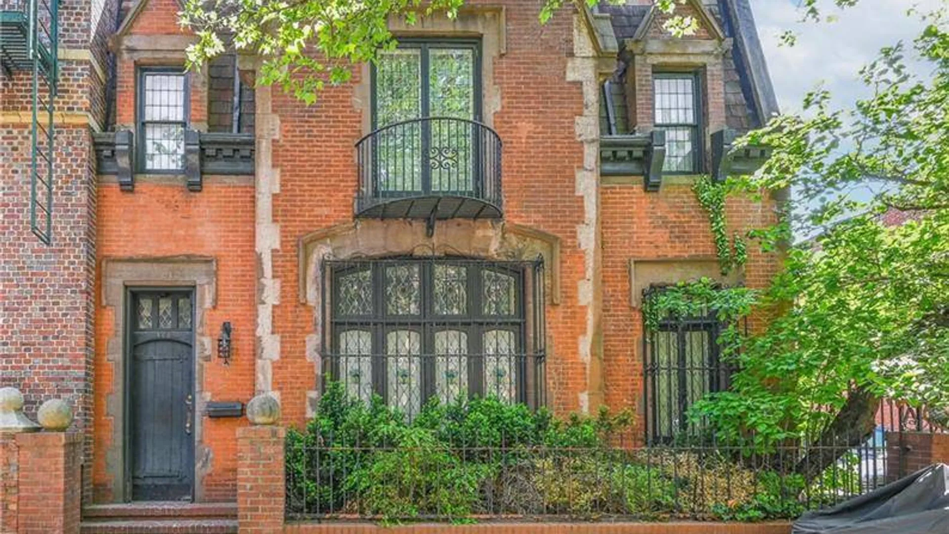 Property at 860 Union St, Brooklyn, NY 11215 22