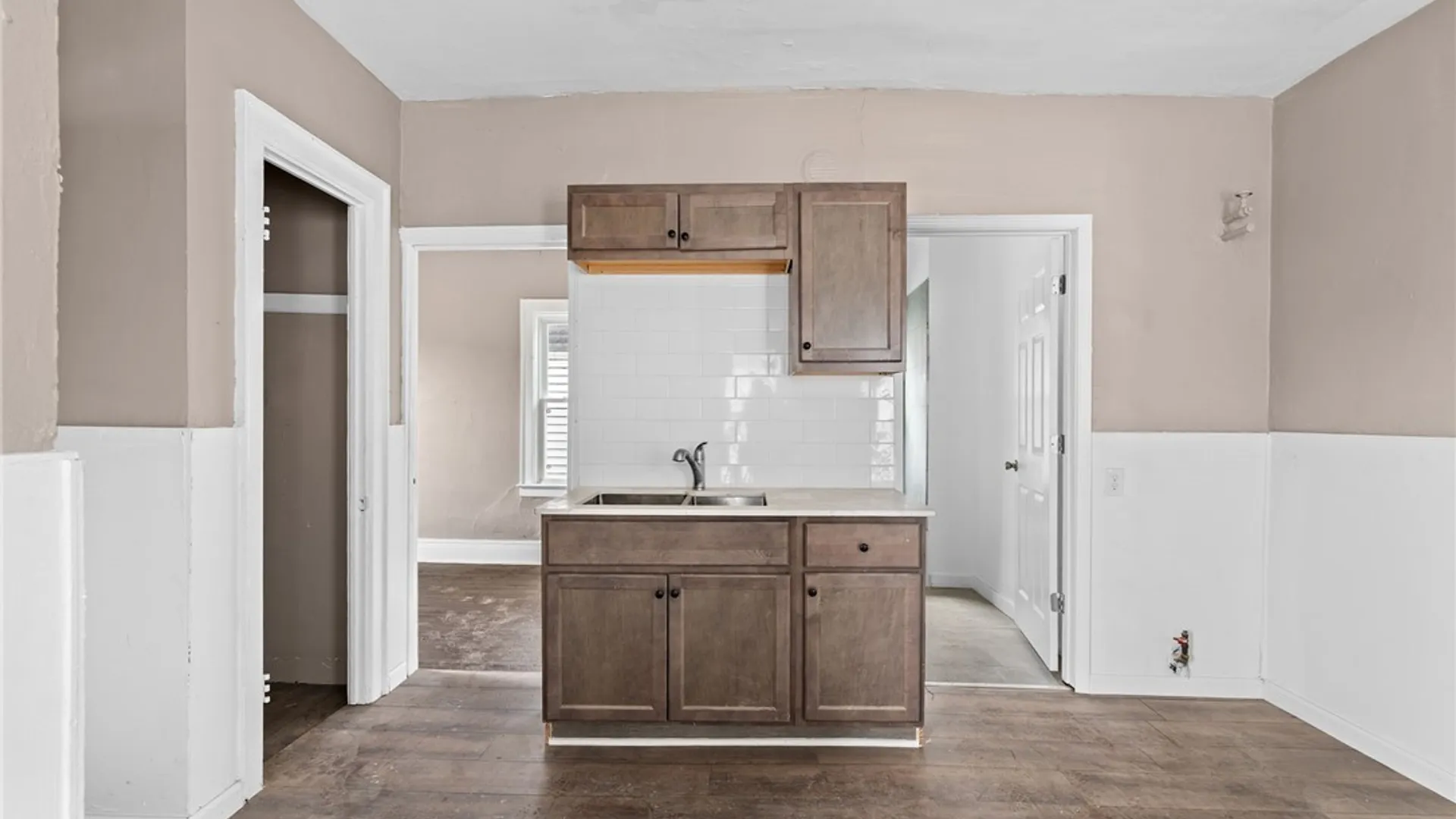 Property at 2346 Seneca Street, Buffalo, NY 14210 7