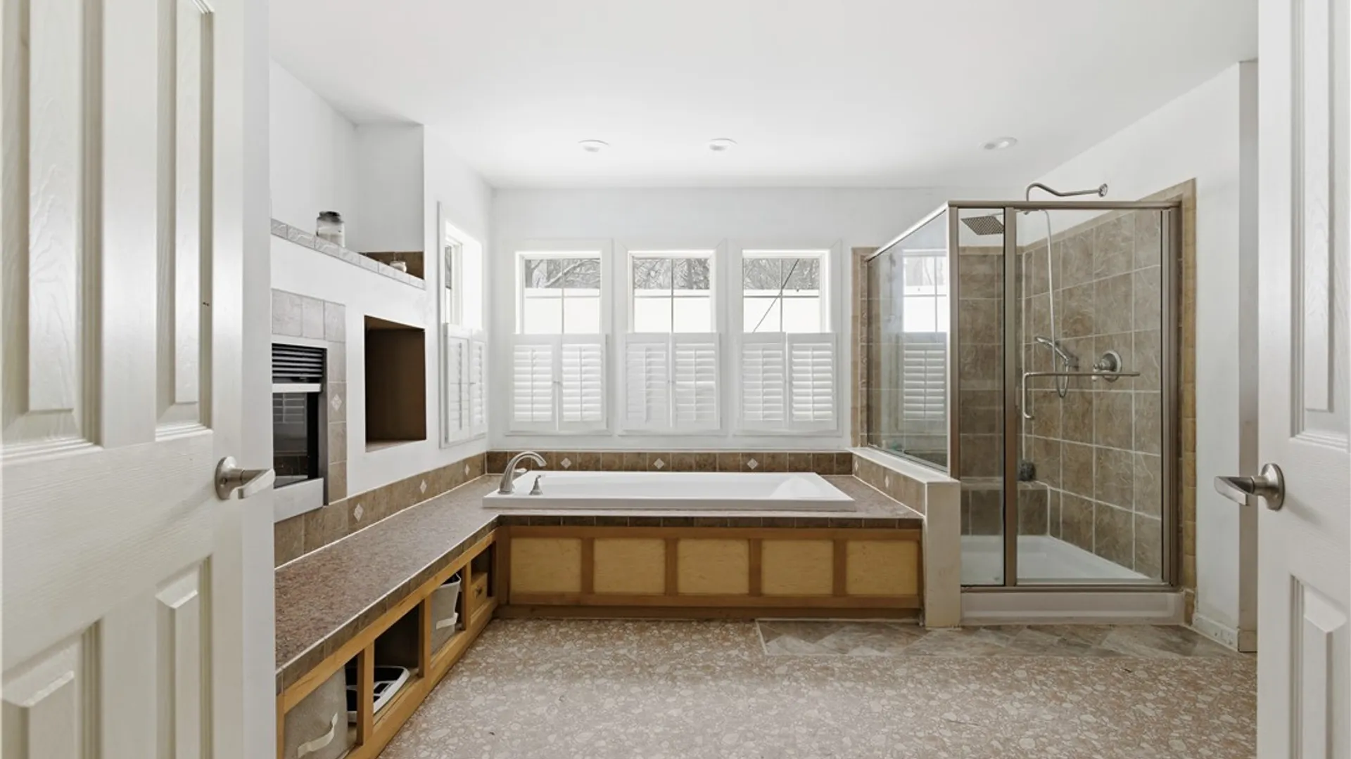 Property at 14 1st Avenue, Constantia, NY 13044 22