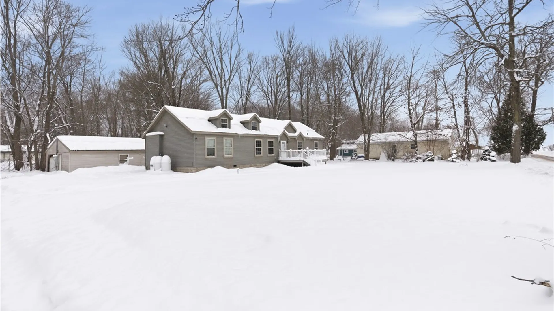 Property at 14 1st Avenue, Constantia, NY 13044 36