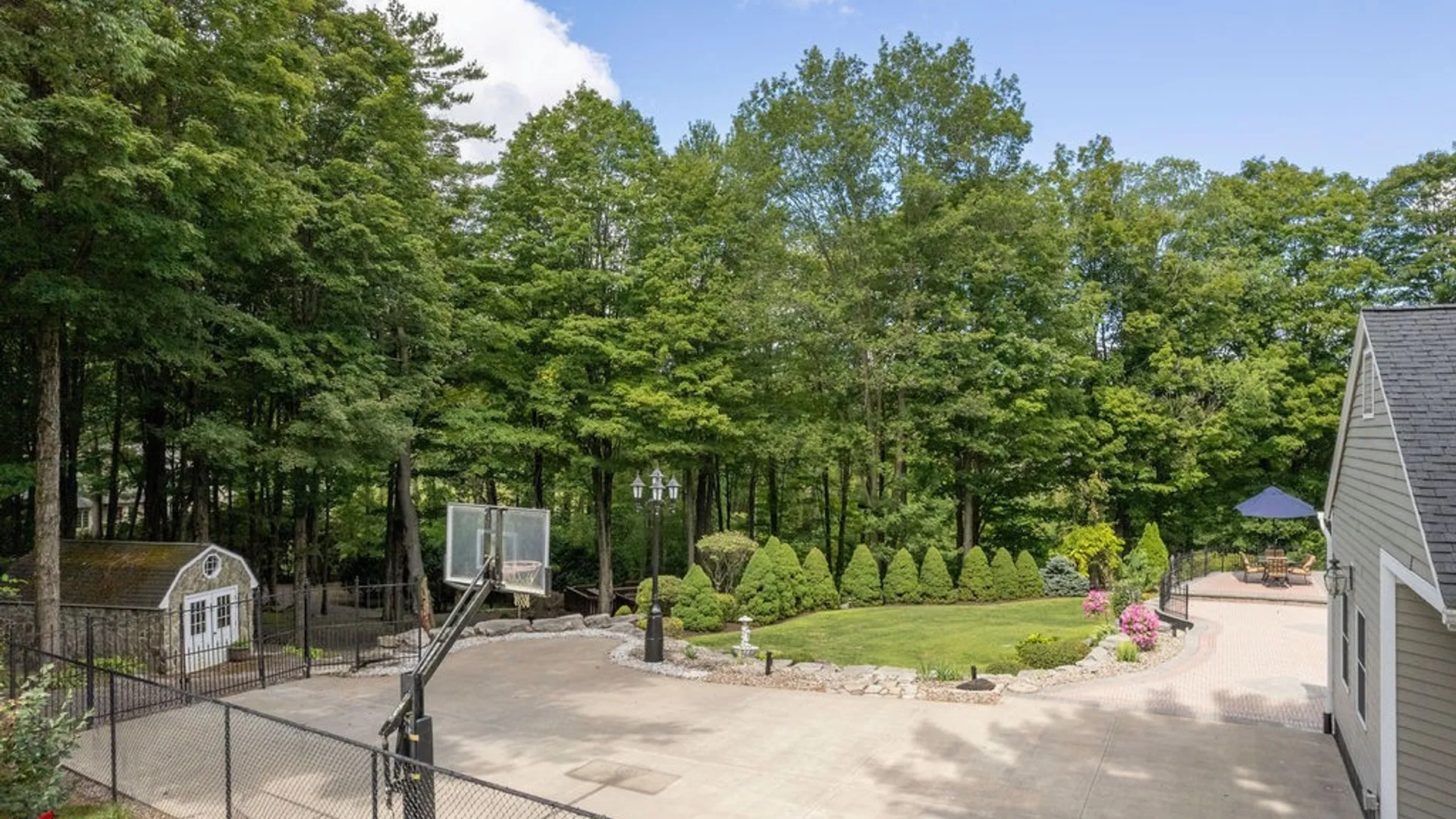 Property at 7111 Thorntree Hill Drive, DeWitt, NY 13066 44