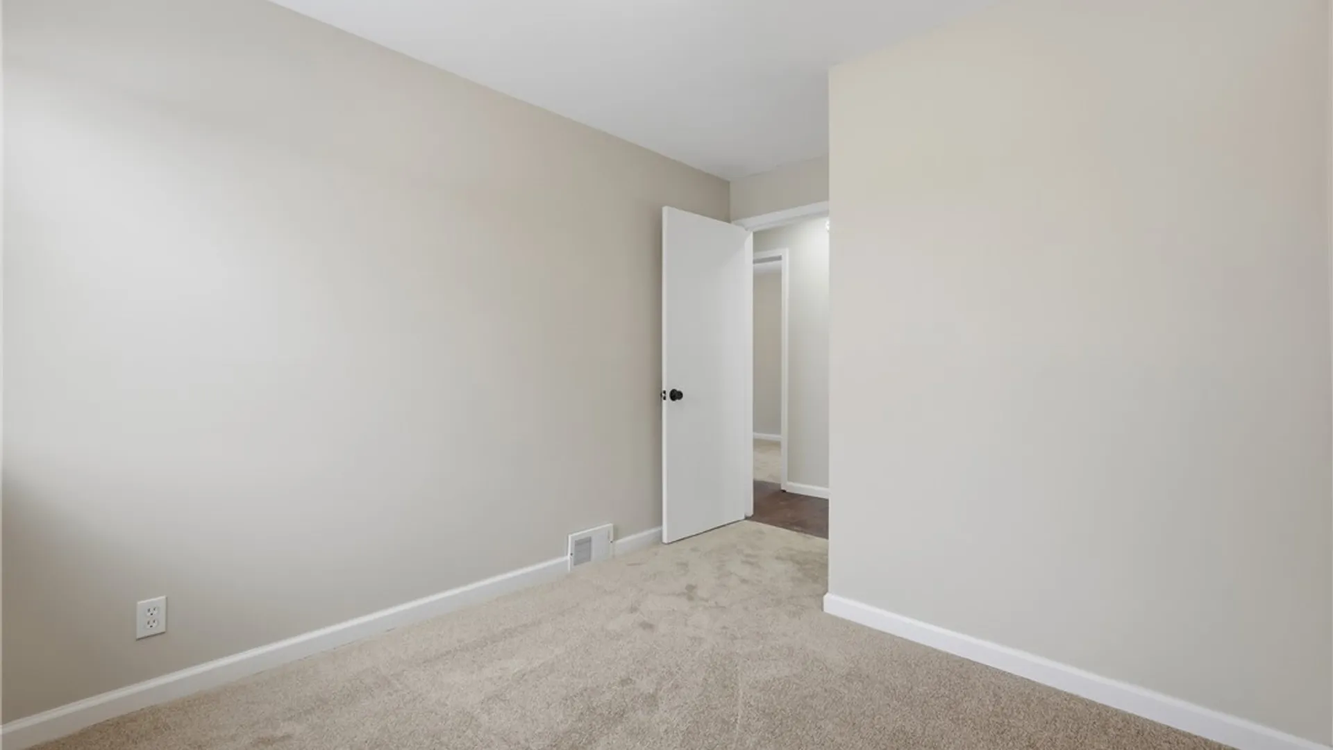 Property at 657 72nd Street, Niagara Falls, NY 14304 21