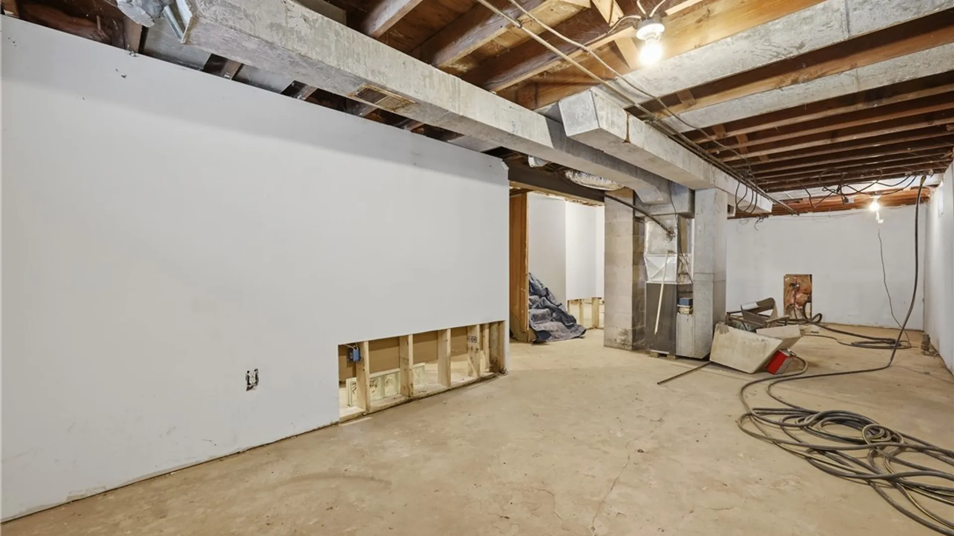 Property at 657 72nd Street, Niagara Falls, NY 14304 24