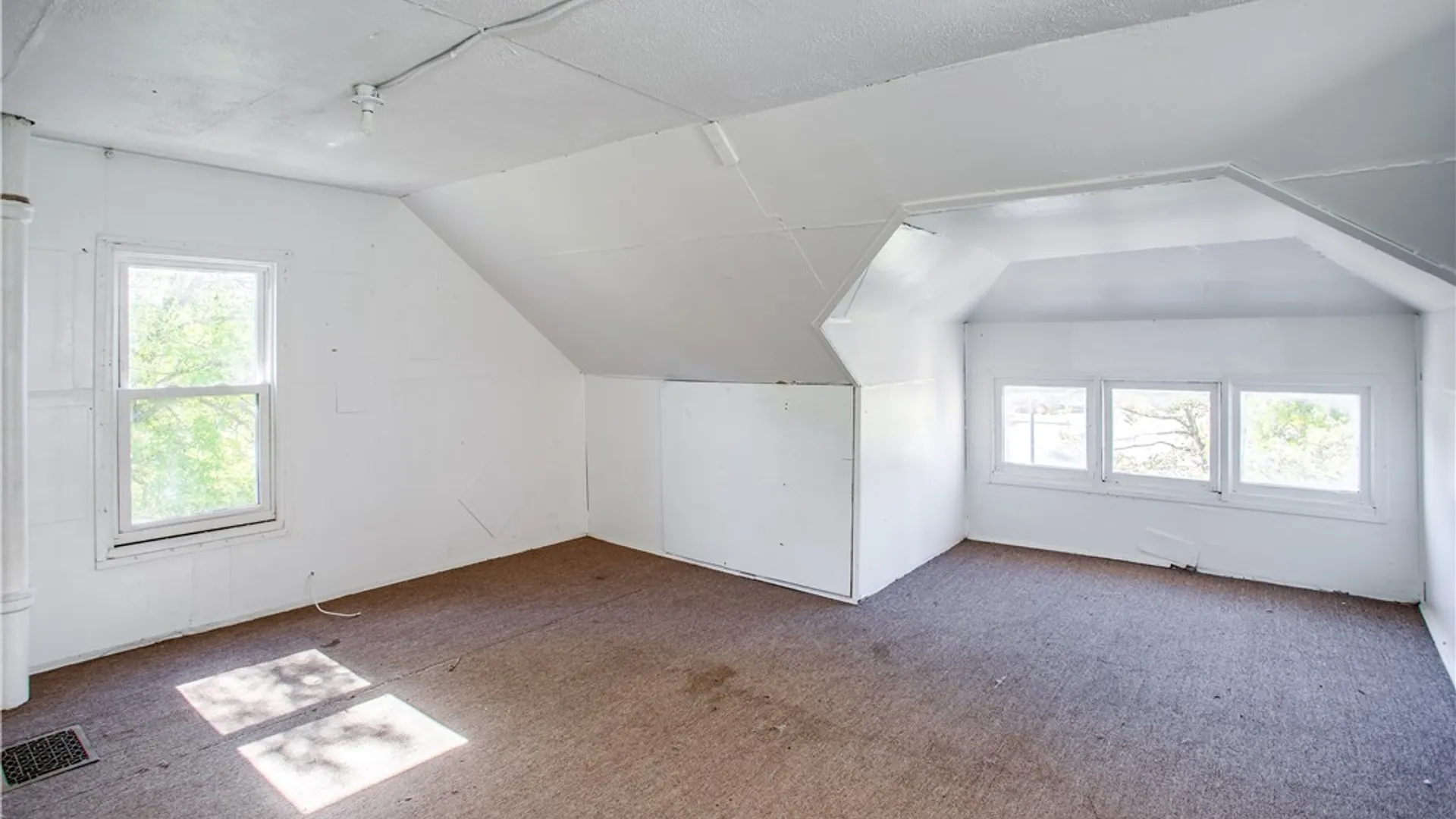 Property at 790 Genesee Street, Rochester, NY 14611 22
