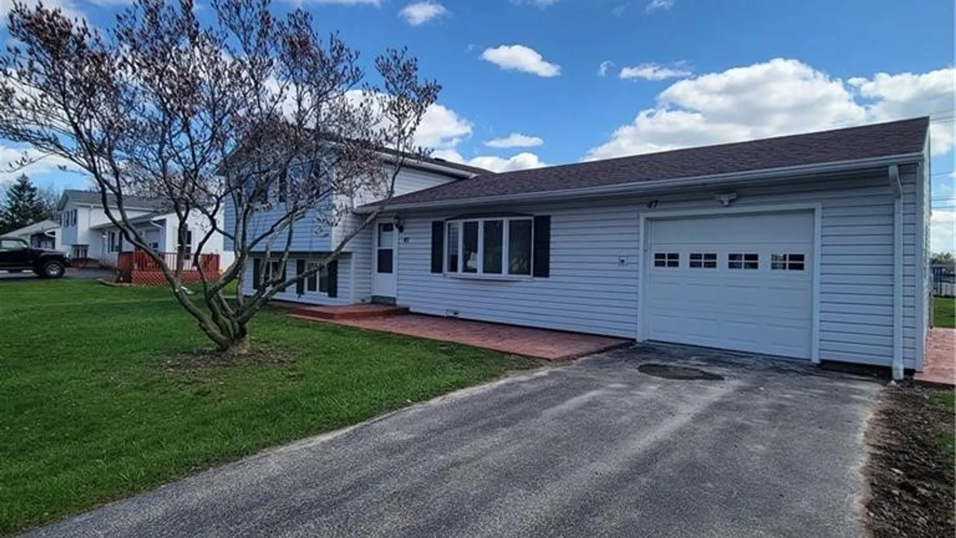Property at 47 Crimson Bramble Road, Henrietta, NY 14623 2