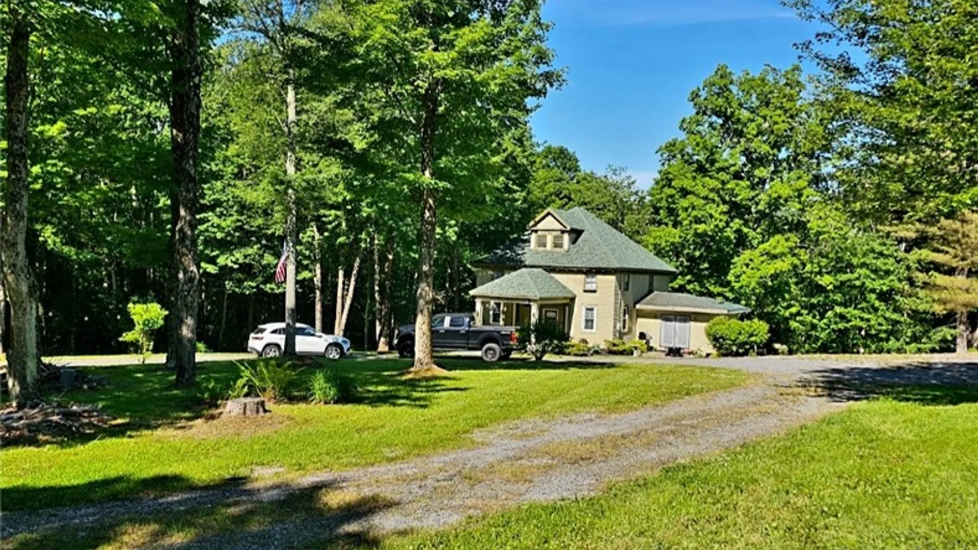 Property at 8 Van Dyke Avenue, Harpersfield, NY 12167 3