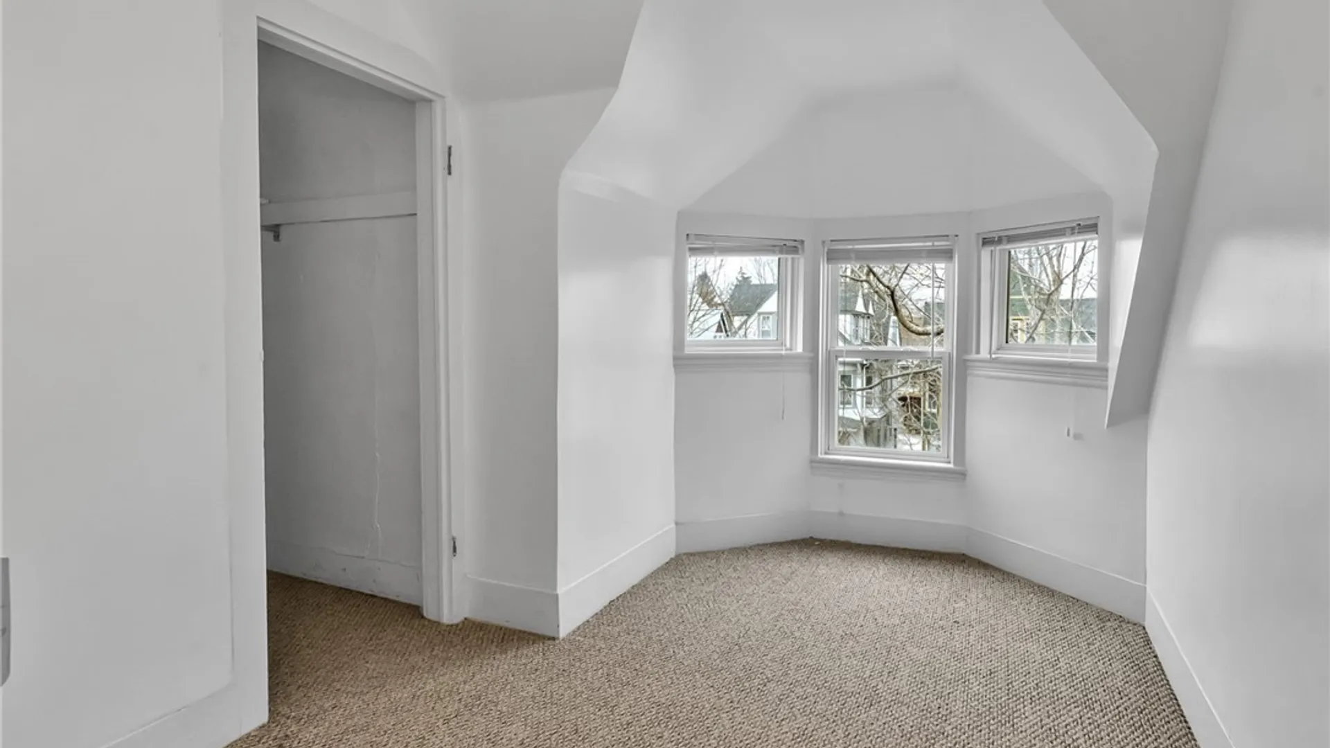 Property at 575 Upper Auburn Avenue, Buffalo, NY 14222 10