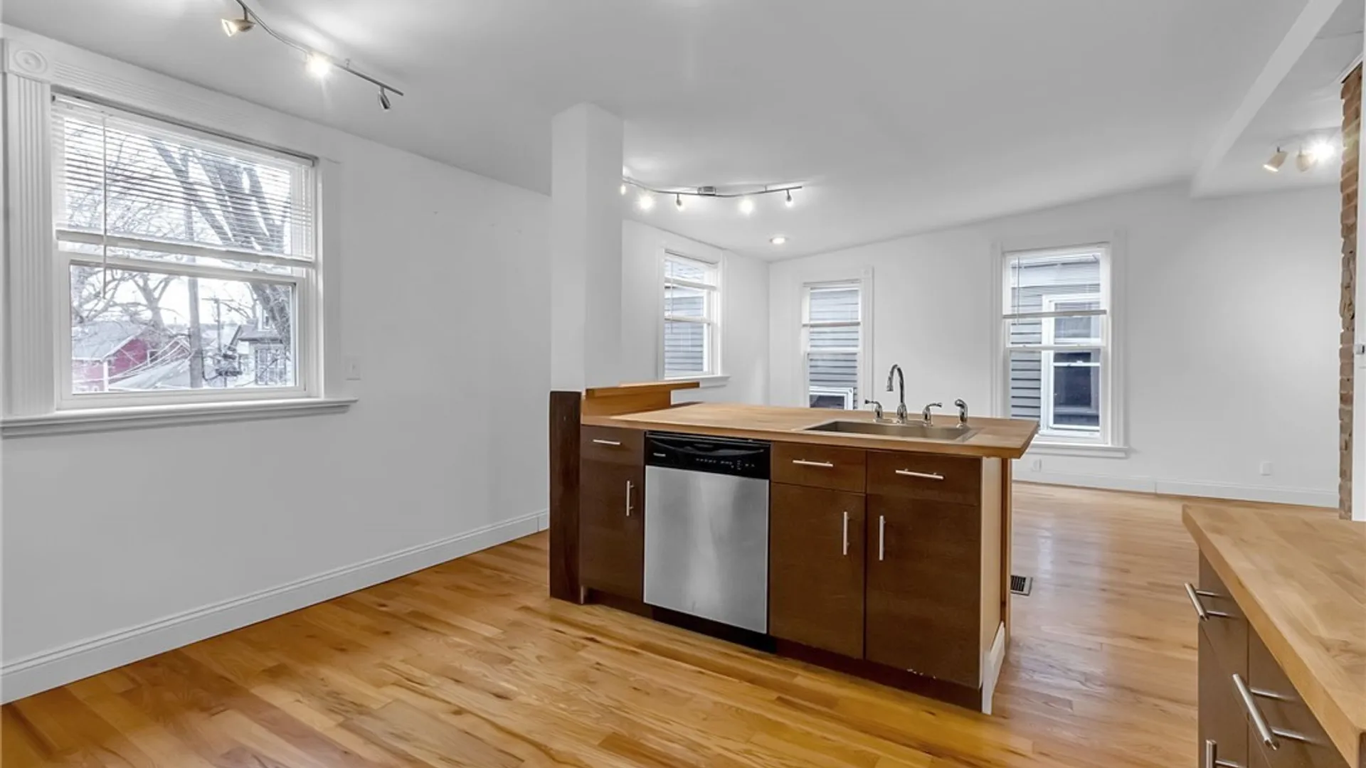 Property at 575 Upper Auburn Avenue, Buffalo, NY 14222 3