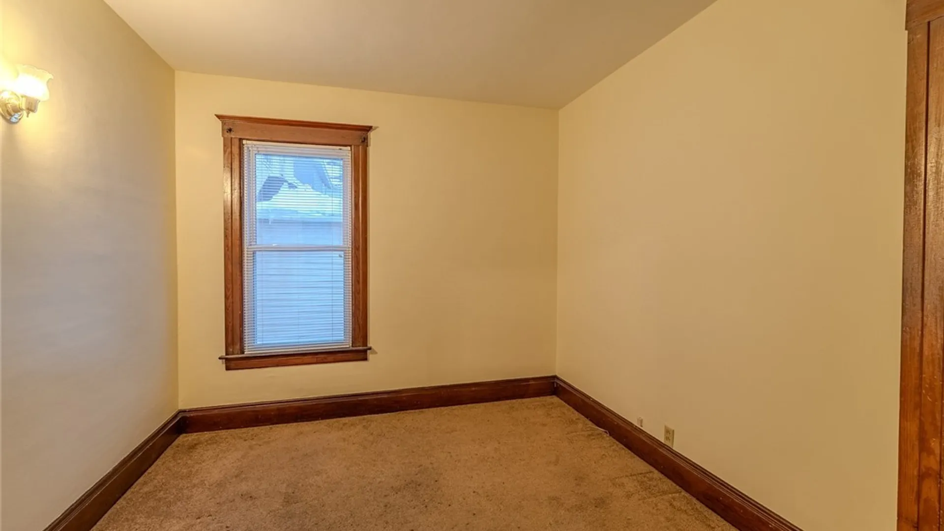 Property at 1204 Oak Street, Syracuse, NY 13203 3