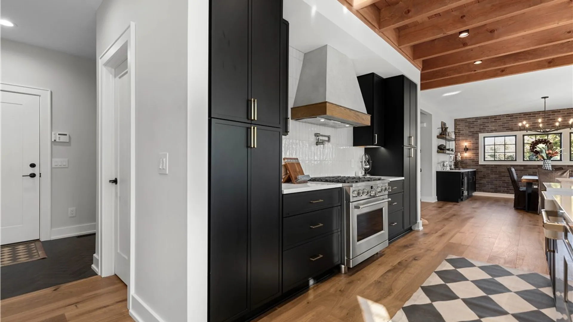 Property at 7101 Kittiwake Run, Manlius, NY 13104 6