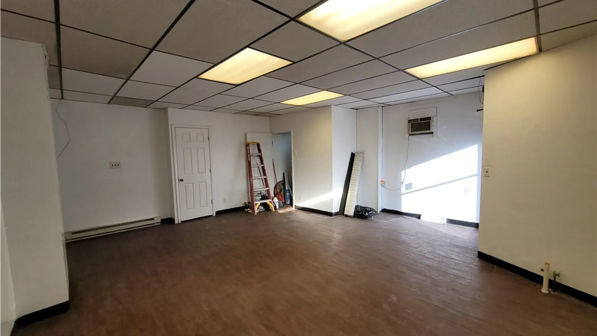 Property at 2510 Pine Avenue, Niagara Falls, NY 14301 4