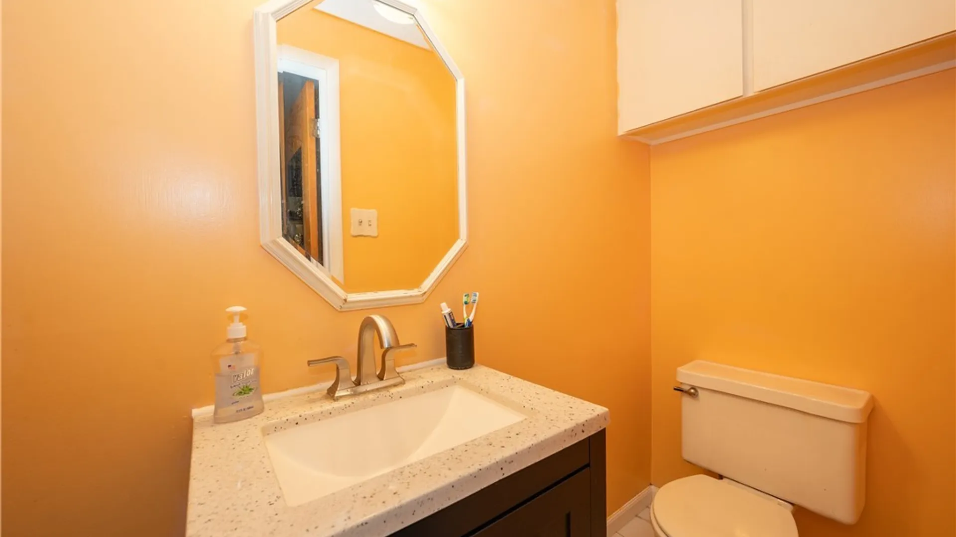 Property at 75 Fairoaks Lane, Cheektowaga, NY 14227 22