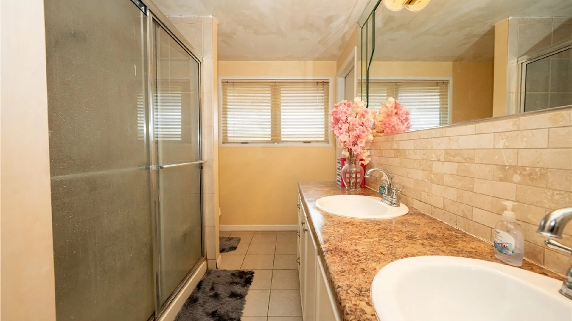 Property at 75 Fairoaks Lane, Cheektowaga, NY 14227 32