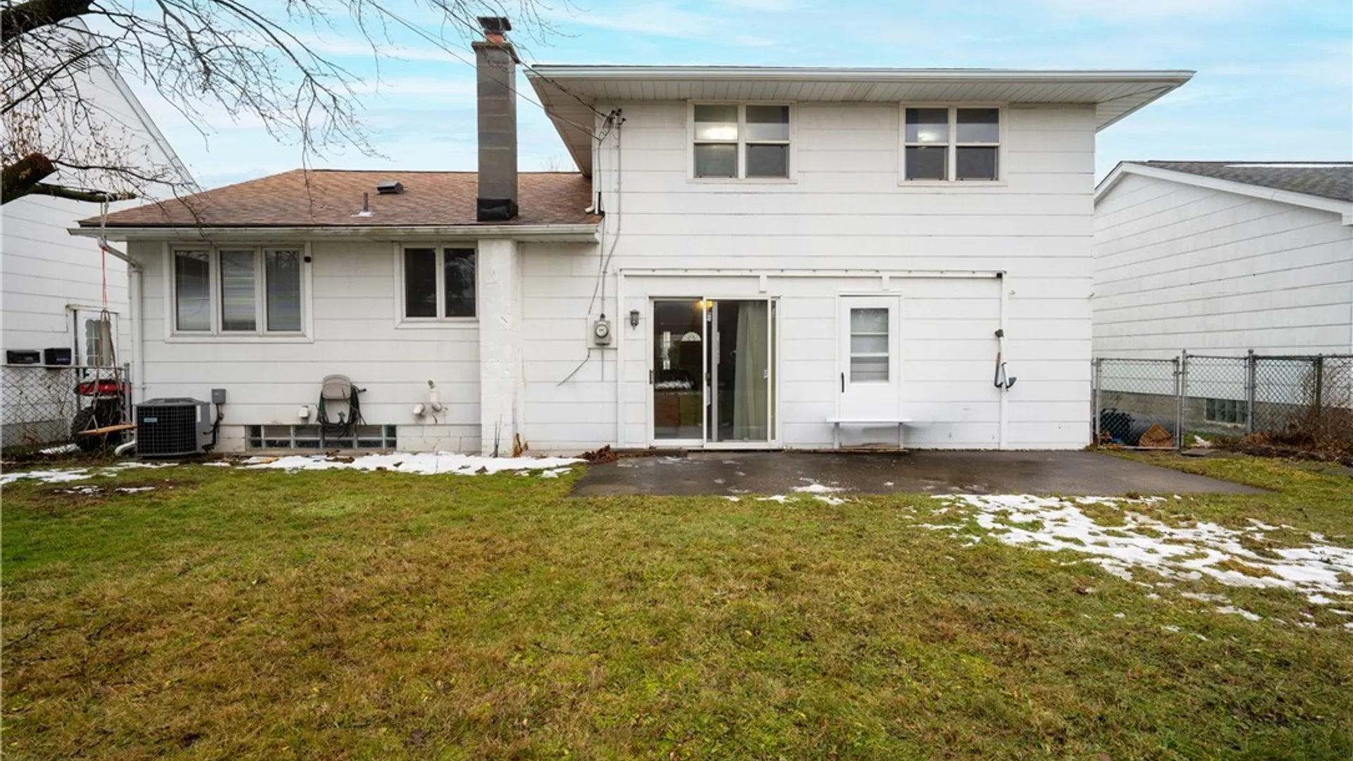 Property at 75 Fairoaks Lane, Cheektowaga, NY 14227 45