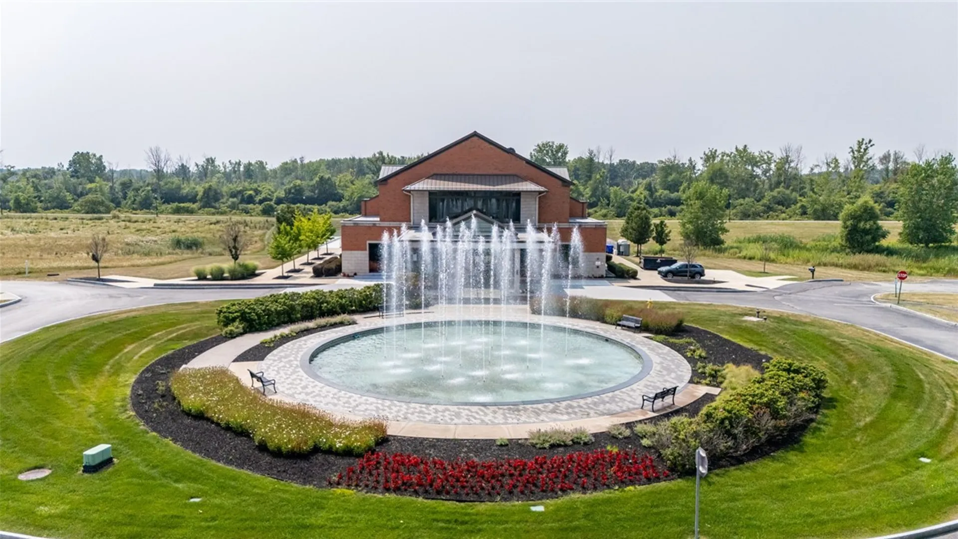 Property at 251 Bretlyn Cir, Brighton, NY 14618 22