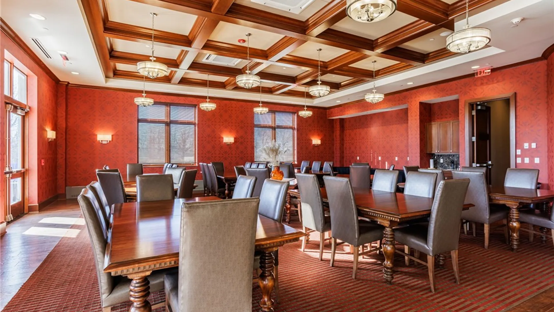 Property at 251 Bretlyn Cir, Brighton, NY 14618 32