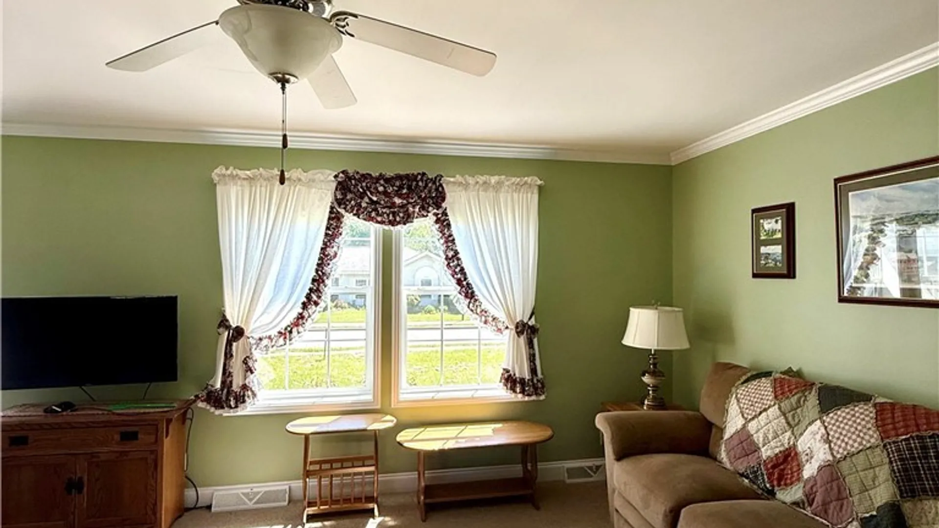 Property at 6 Biviano Lane, Norwich, NY 13815 5