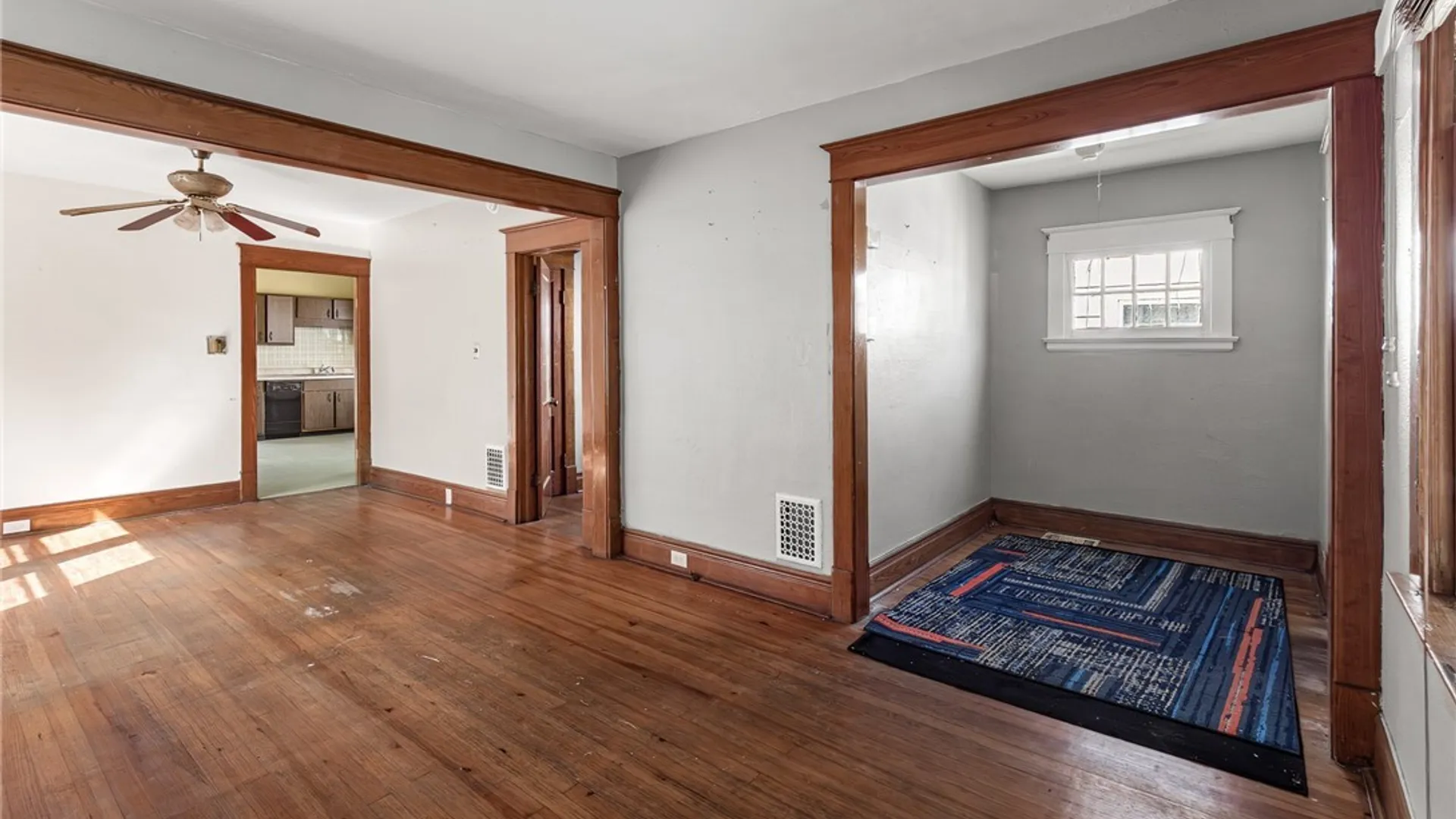 Property at 32 Schuele Avenue, Buffalo, NY 14215 6