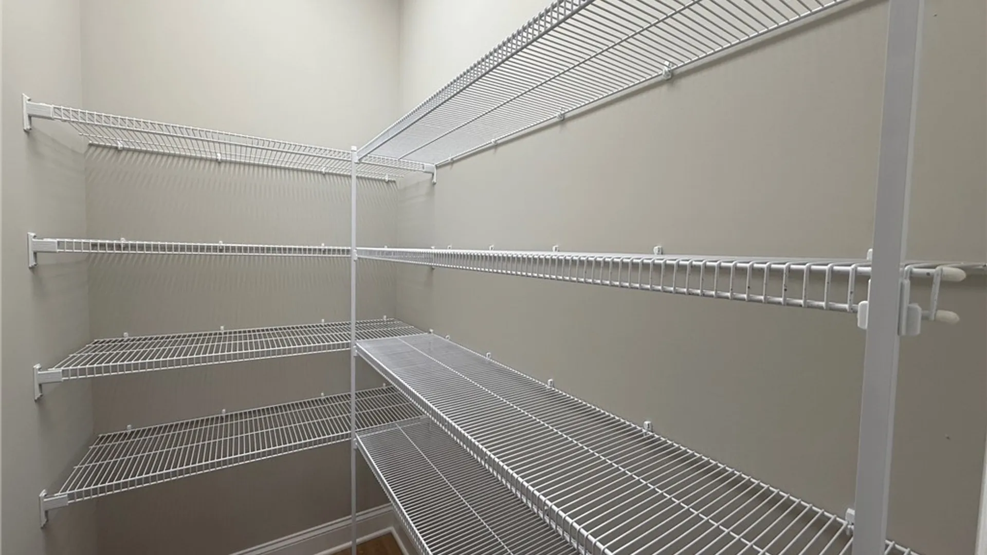 Property at 10 Platten Drive, Elbridge, NY 13080 14