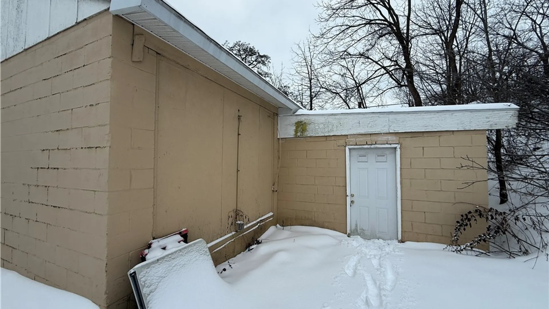 Property at 1455 Burnet Avenue, Syracuse, NY 13206 6