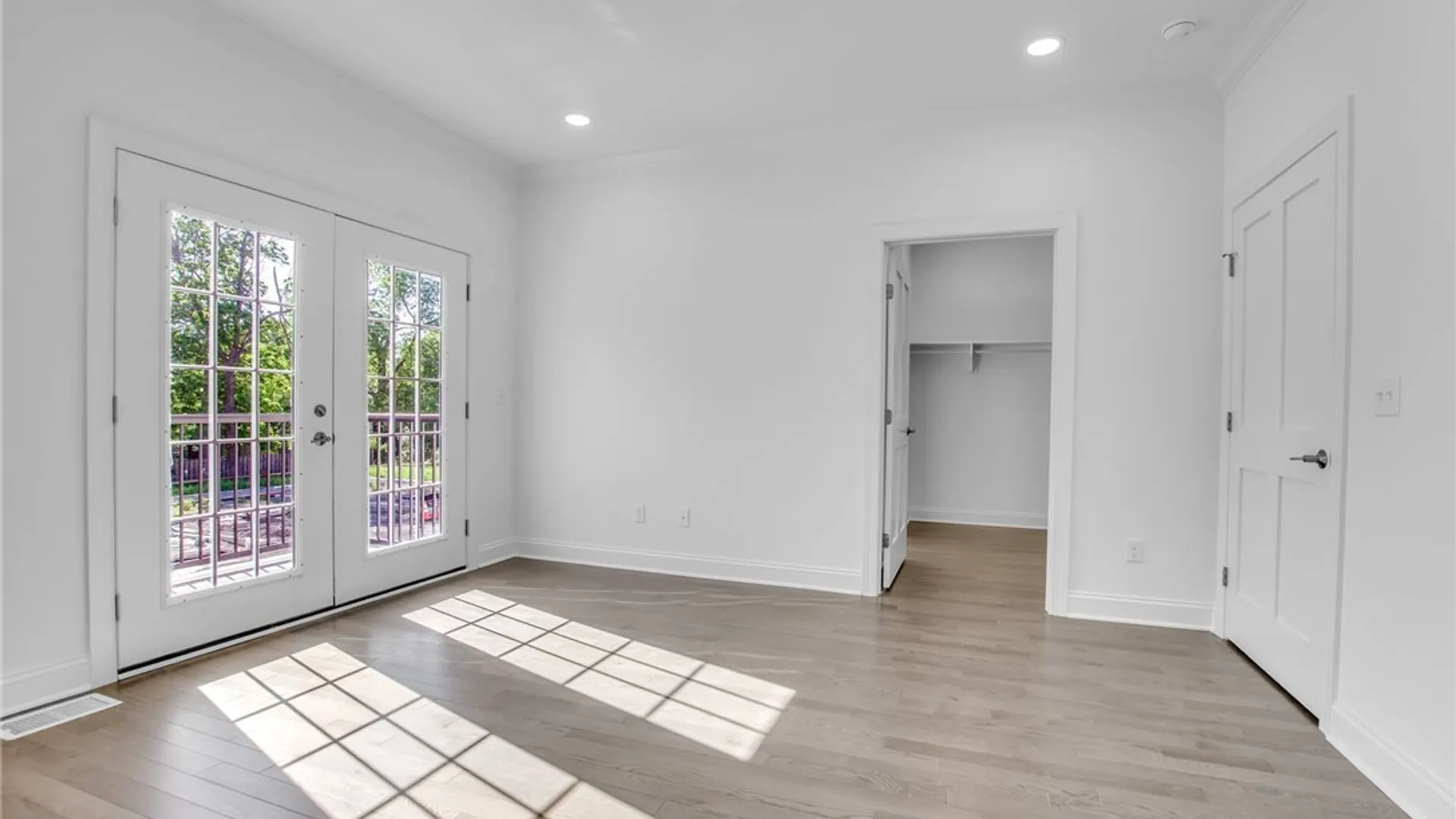 Property at 106 California, Amherst, NY 14221 9