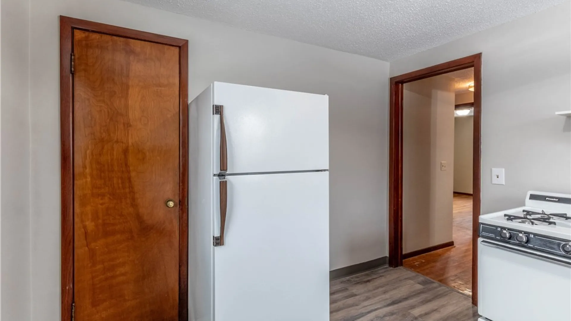 Property at 194 Boncroft Drive, West Seneca, NY 14224 16