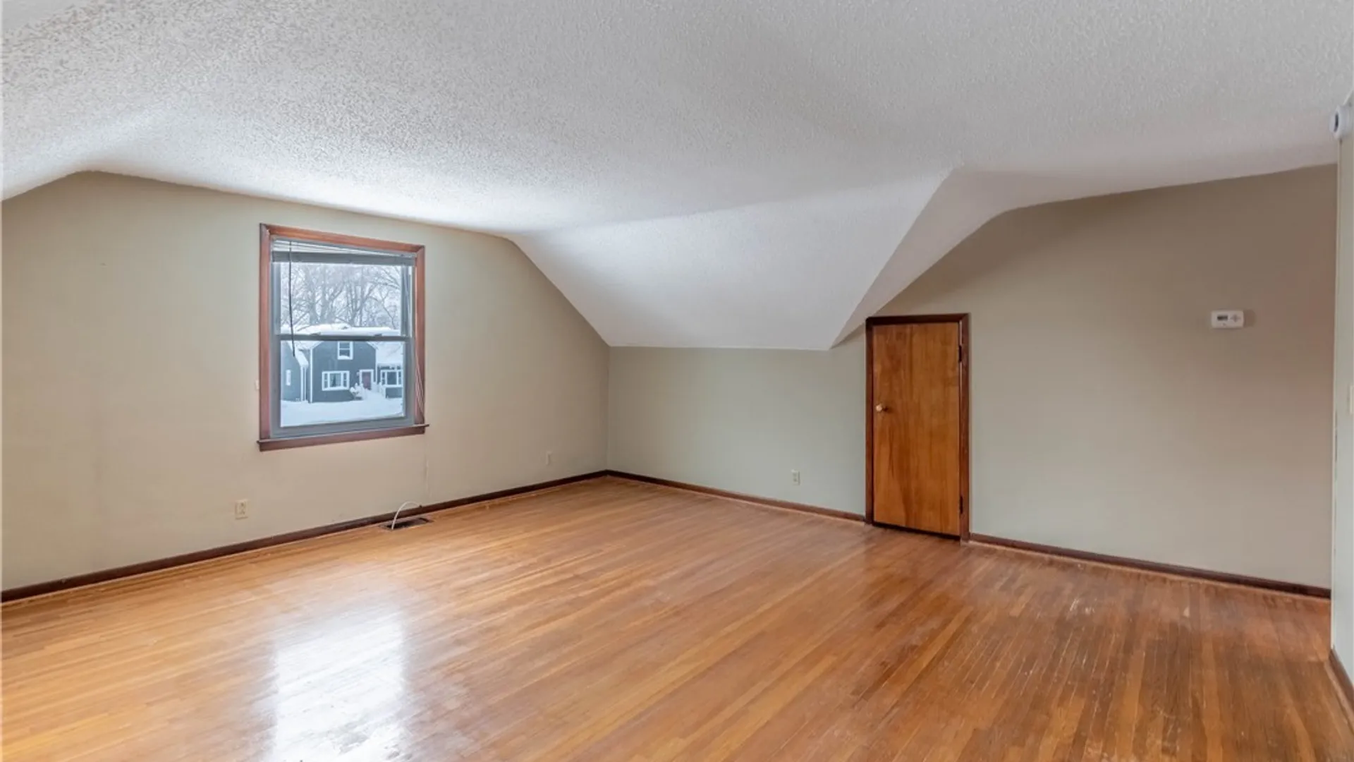 Property at 194 Boncroft Drive, West Seneca, NY 14224 5