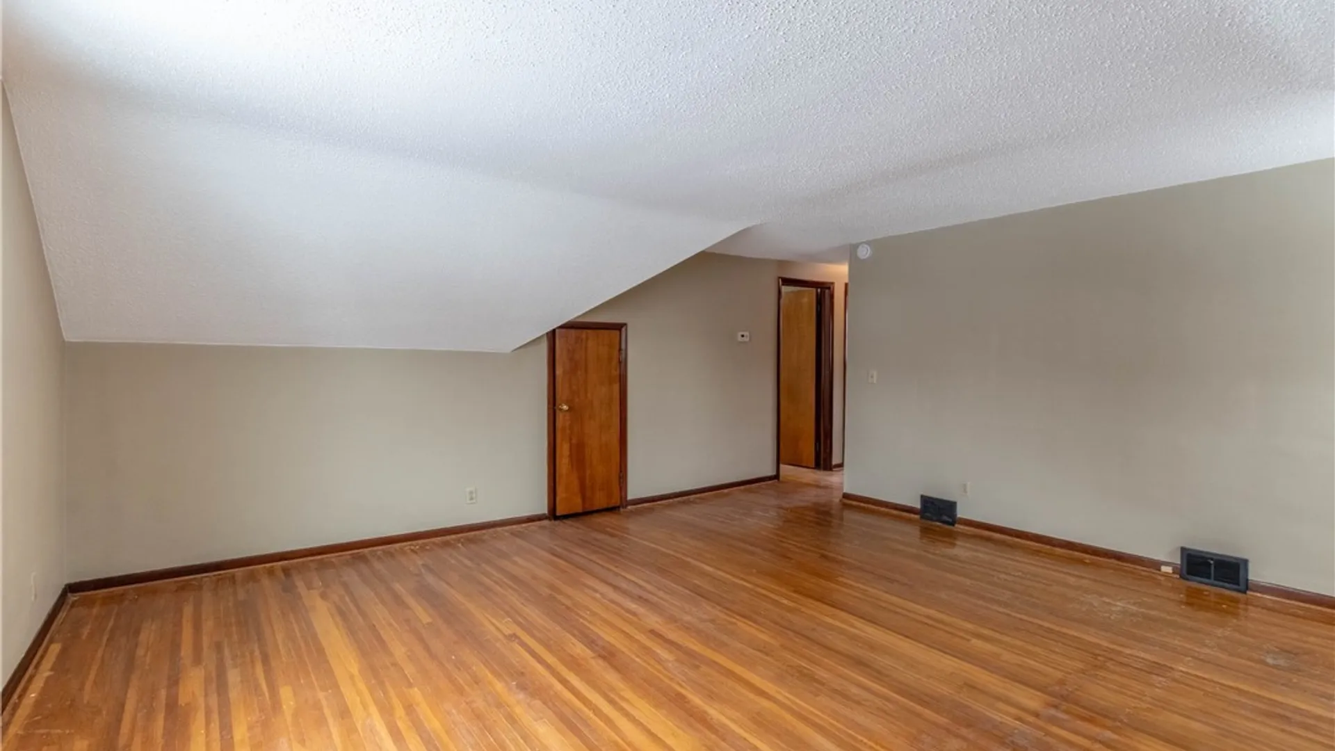 Property at 194 Boncroft Drive, West Seneca, NY 14224 6