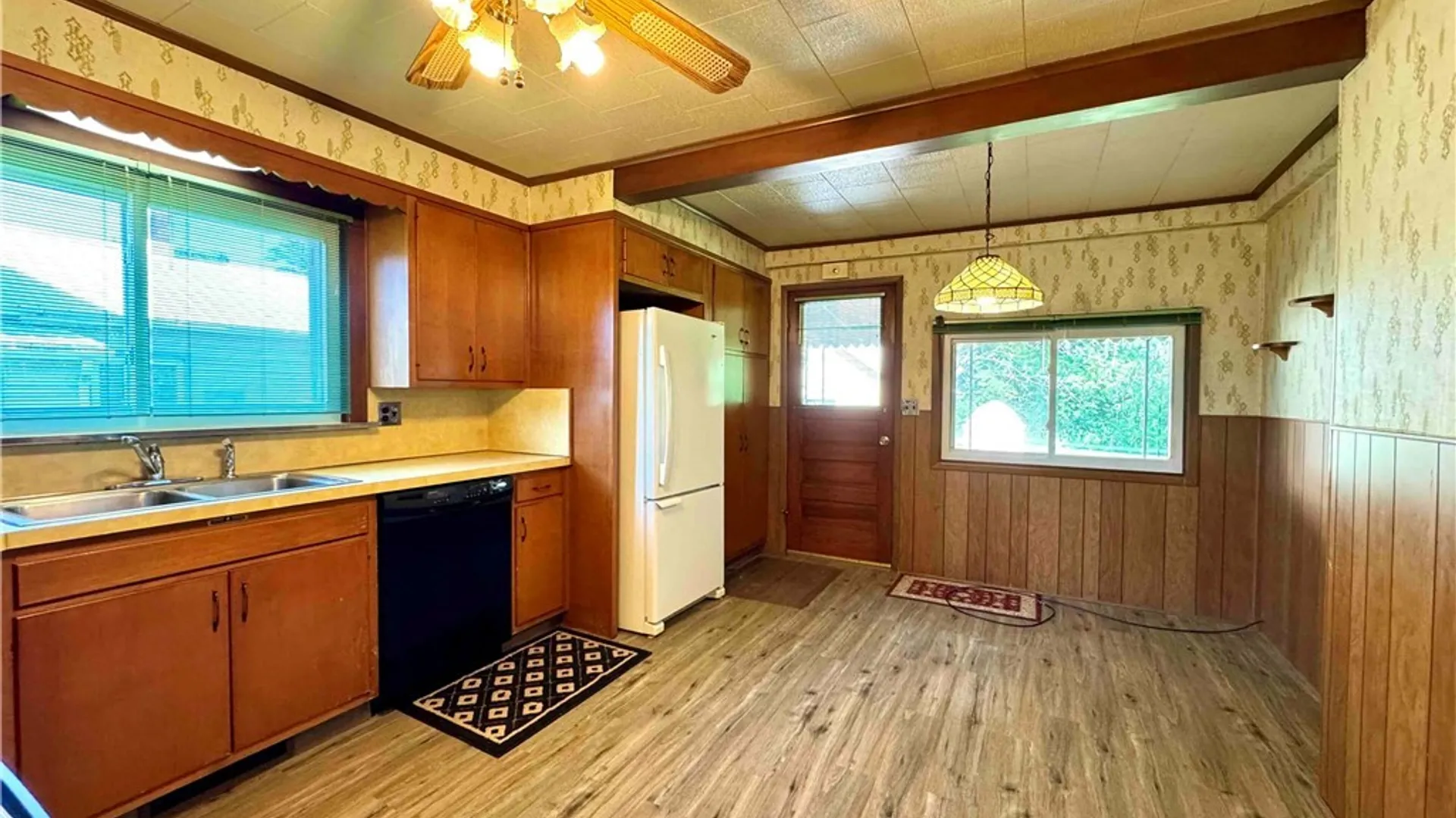 Property at 18 Chapel Street, Belfast, NY 14711 8