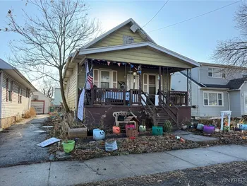 Property at 2627 Ontario Avenue, Niagara Falls, NY 14305