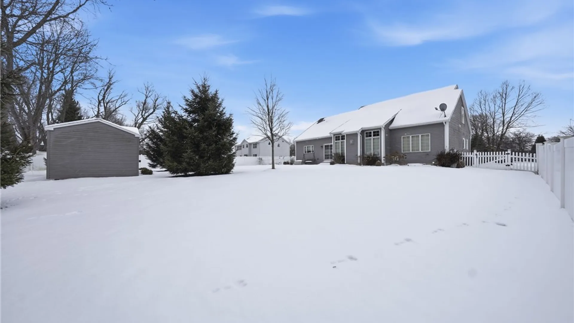 Property at 5115 Willowbrook Drive, Clarence, NY 14031 45