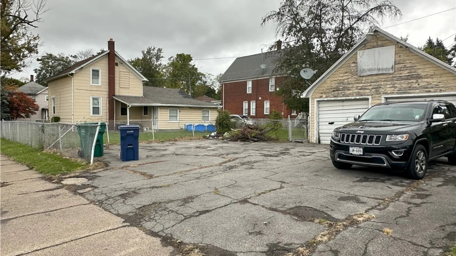 Property at 1303 Ontario Avenue, Niagara Falls, NY 14305 3