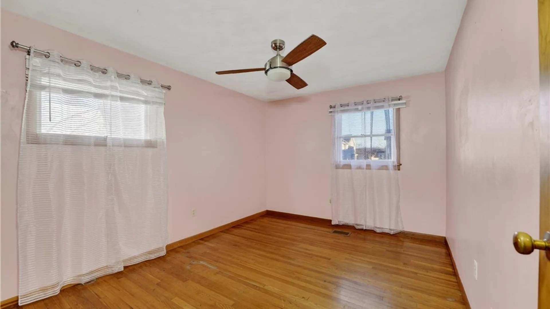 Property at 711 2nd Street, Elmira City, NY 14905 27