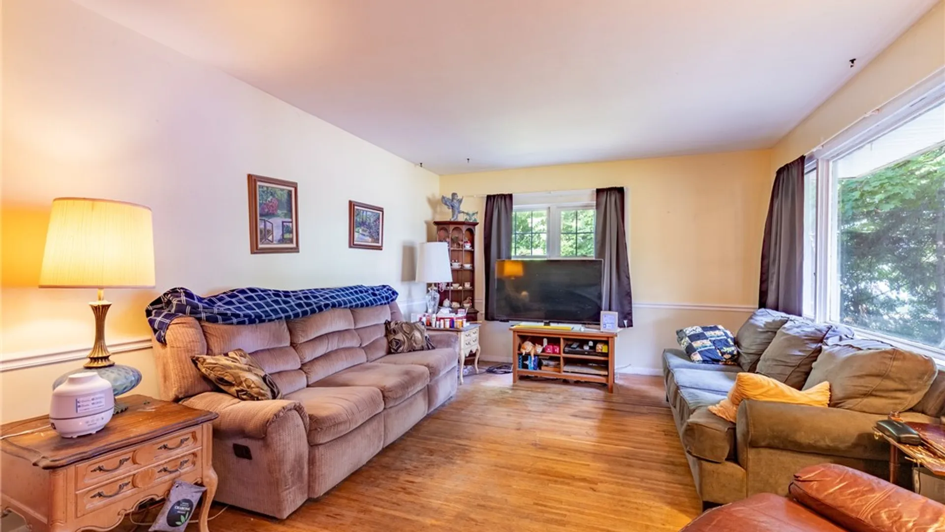 Property at 97 Seabury Boulevard, Penfield, NY 14580 5