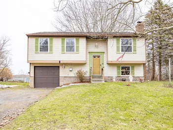 Property at 3248 Dayspring Ridge, Macedon, NY 14568
