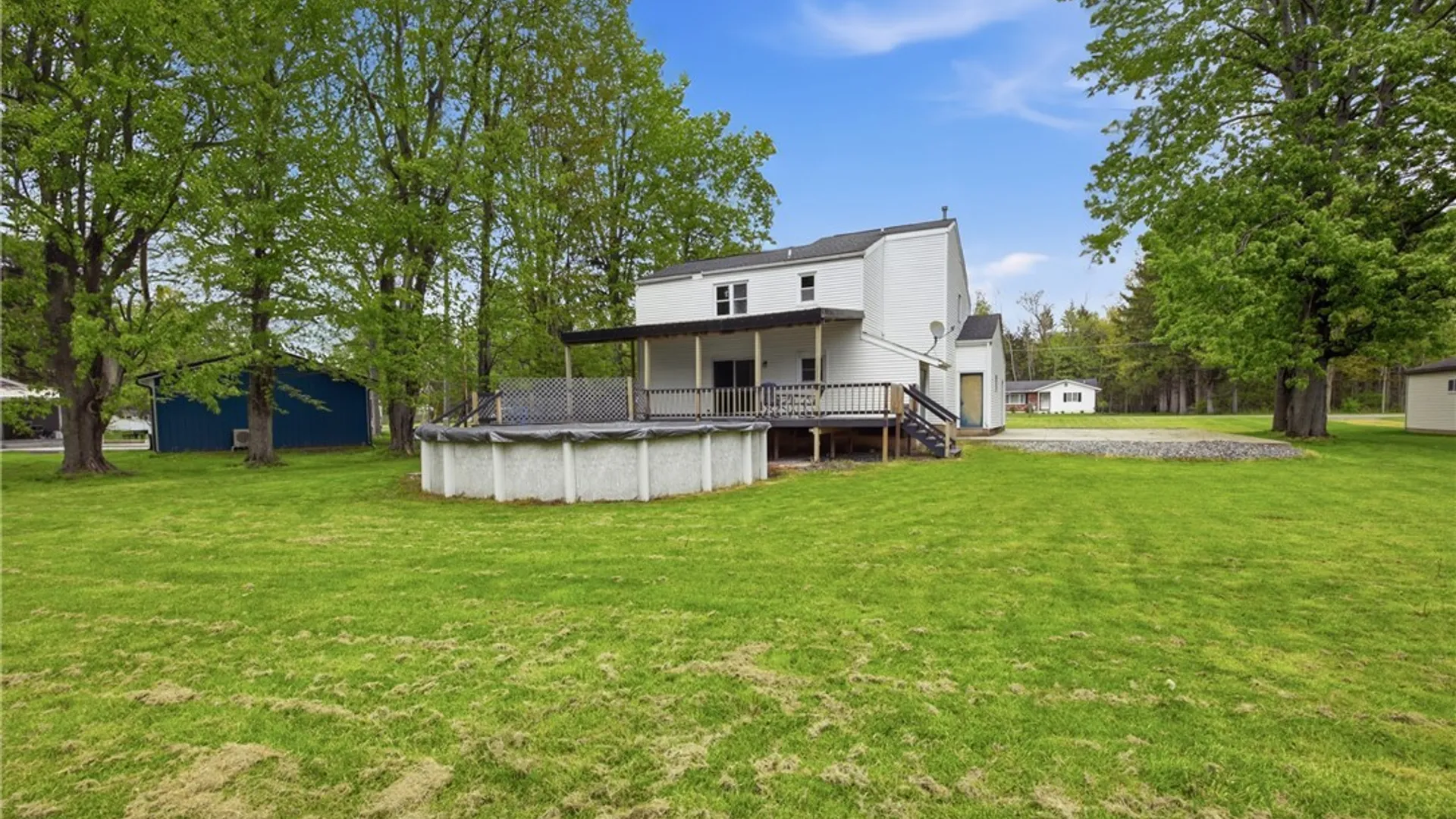 Property at 2972 Rosemarie Circle, Newfane, NY 14108 38