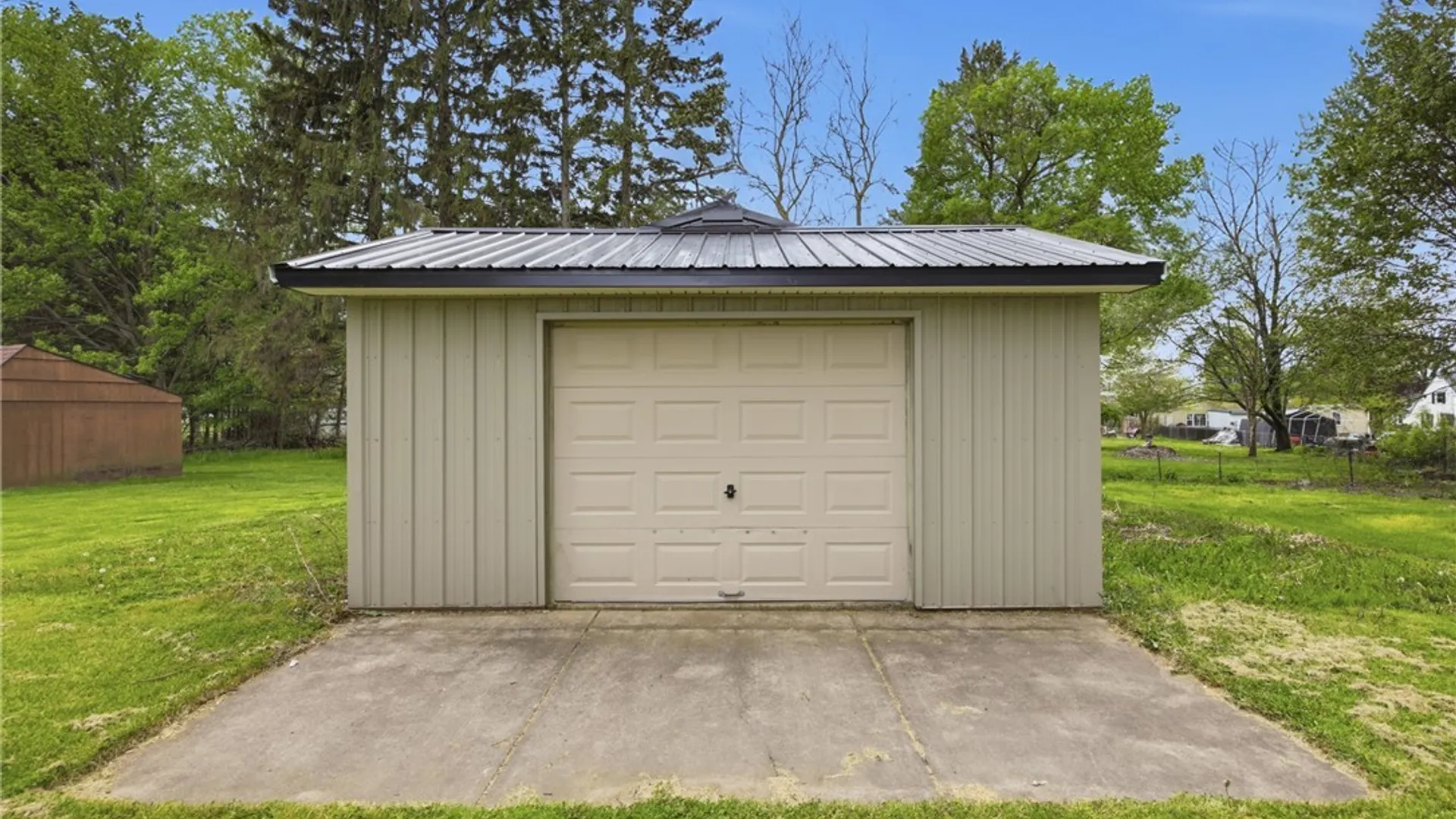 Property at 2972 Rosemarie Circle, Newfane, NY 14108 41
