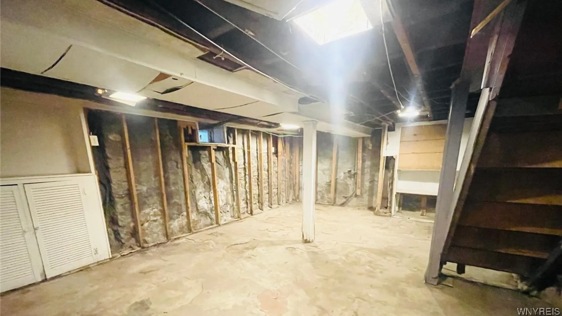 Property at 26 York Street, Buffalo, NY 14213 31