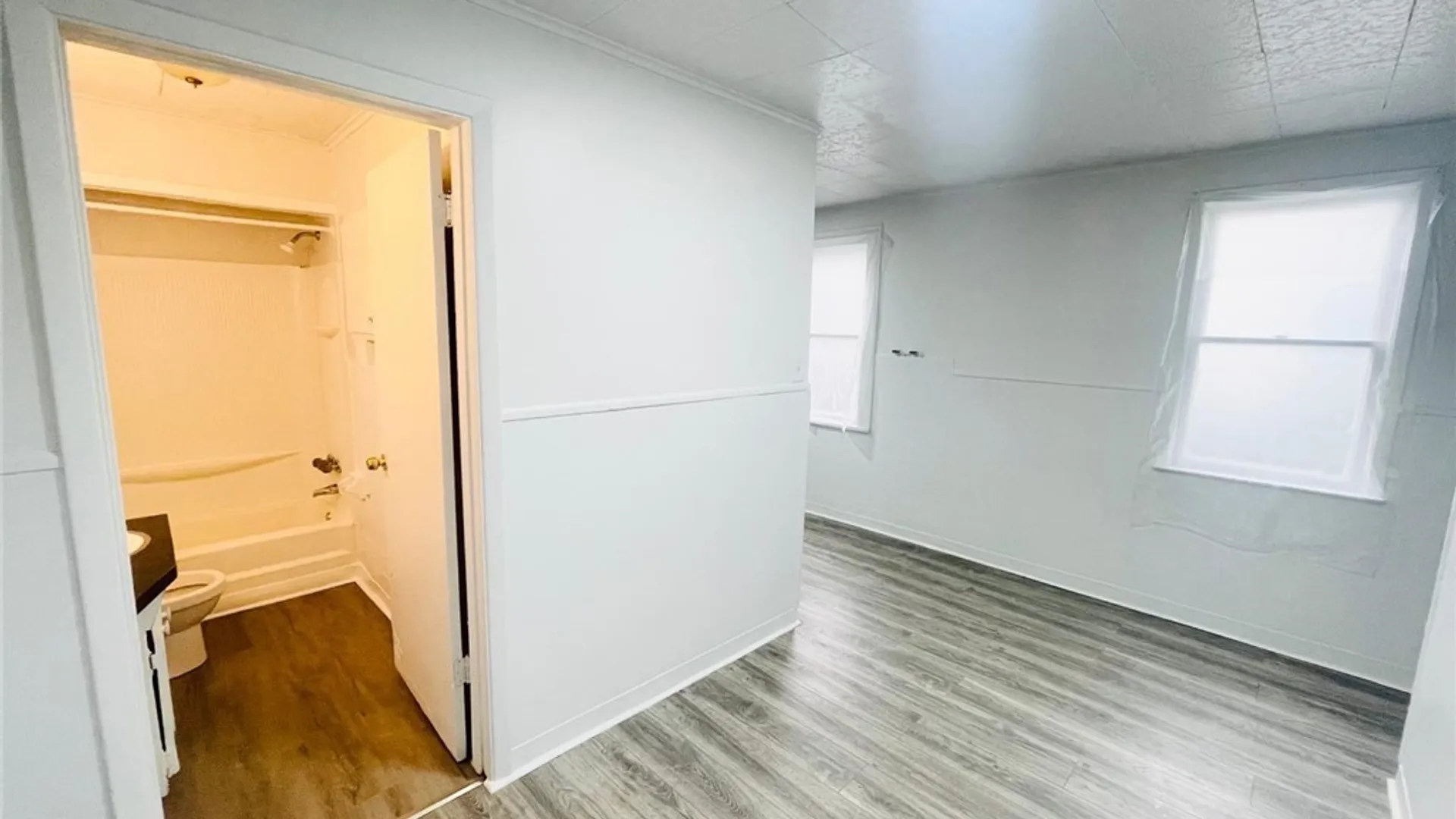 Property at 26 York Street, Buffalo, NY 14213 9