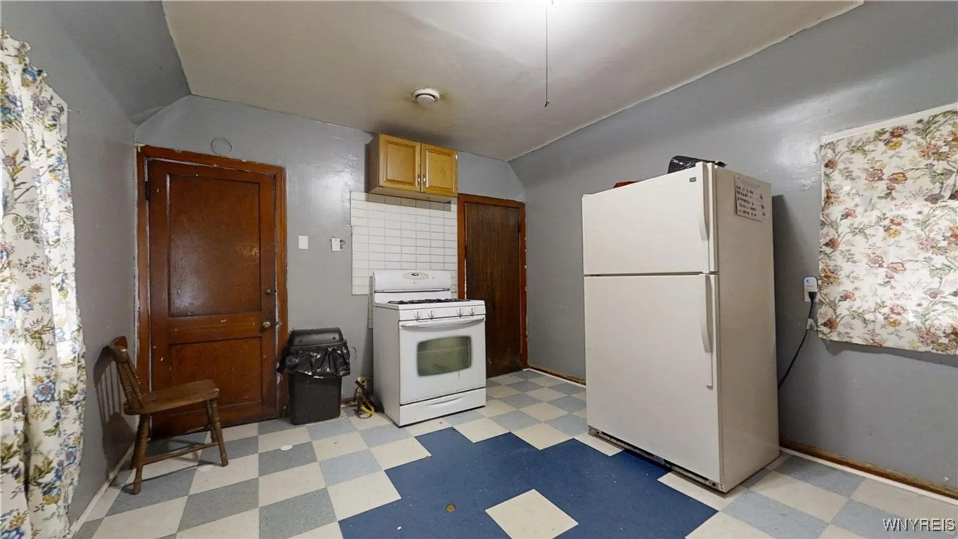 Property at 52 Dart Street, Buffalo, NY 14213 5