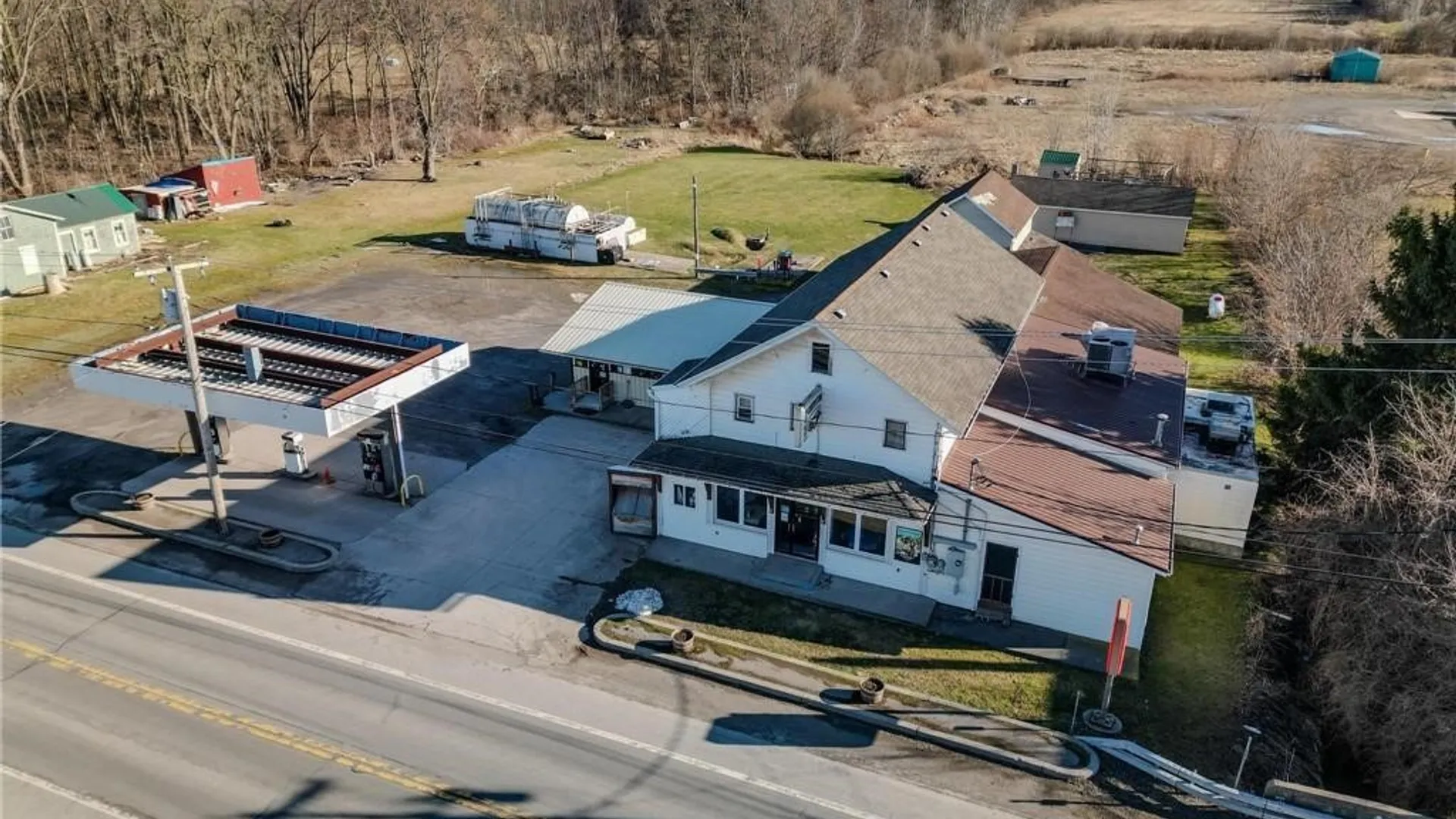 Property at 10204 Roosevelt Highway, Yates, NY 14098 2