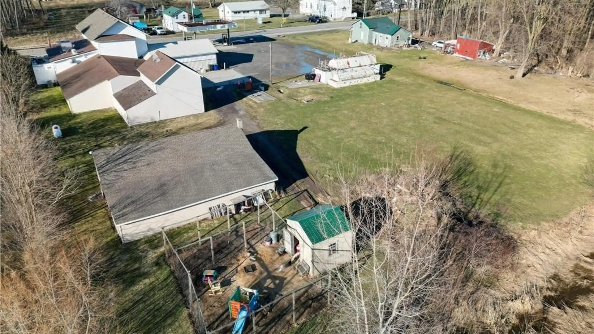 Property at 10204 Roosevelt Highway, Yates, NY 14098 30