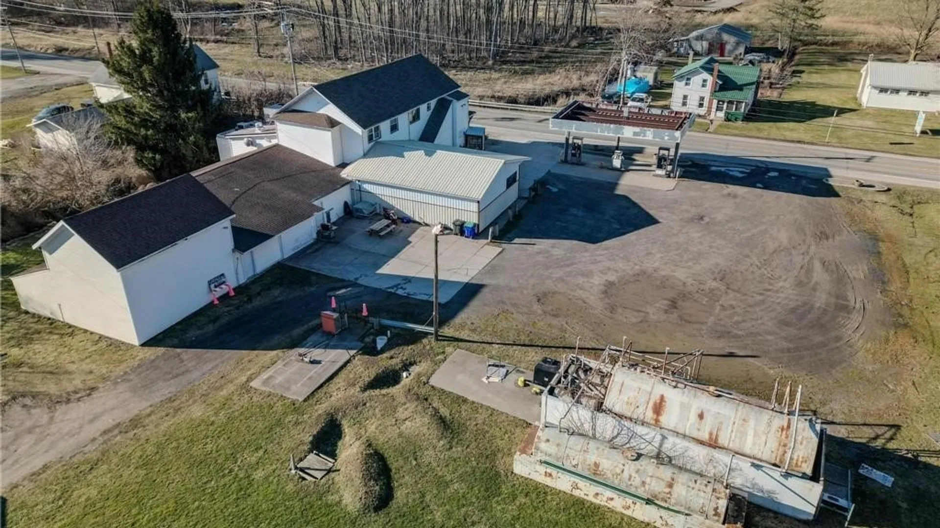 Property at 10204 Roosevelt Highway, Yates, NY 14098 31