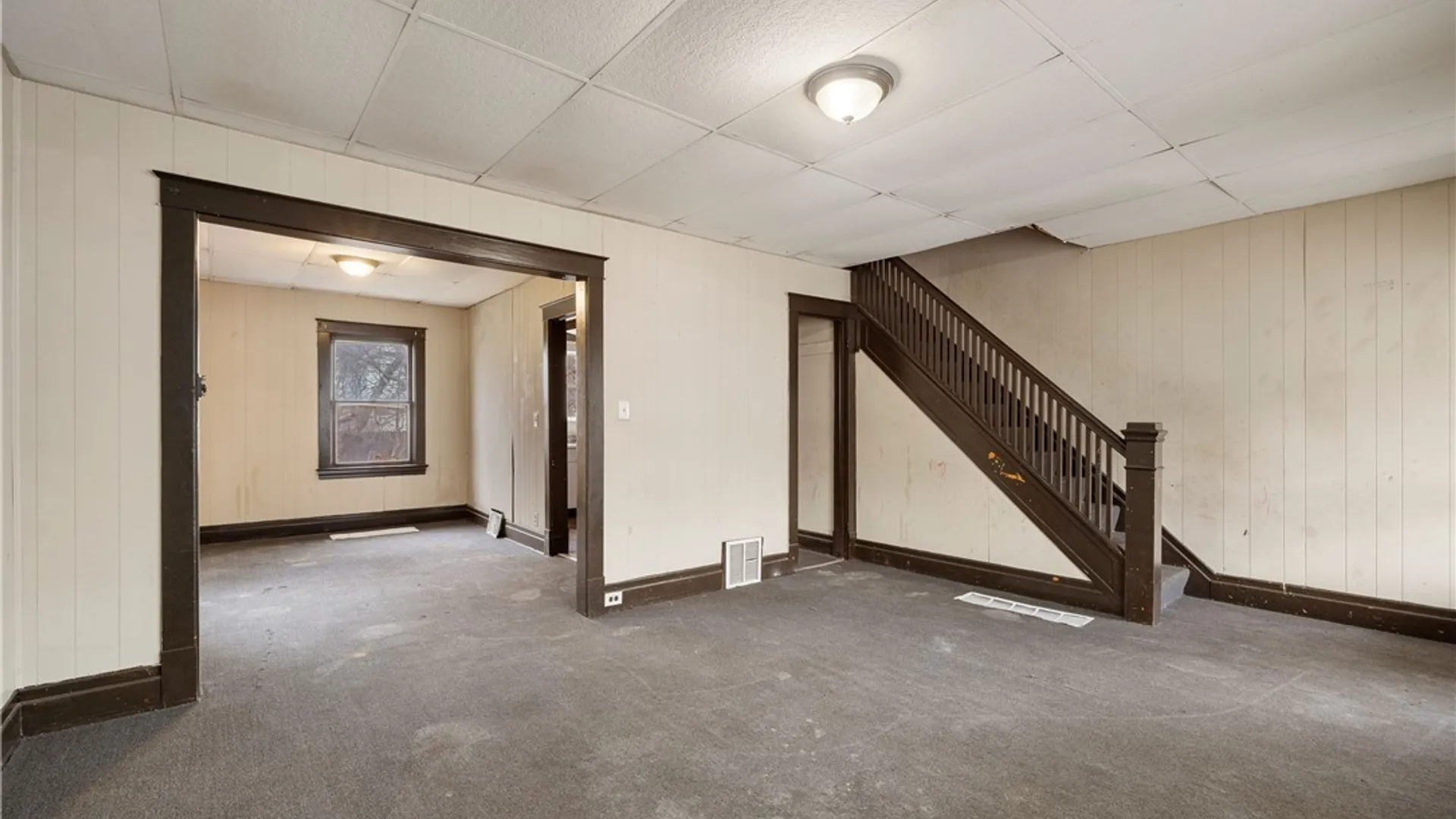 Property at 1868 Weston Avenue, Niagara Falls, NY 14305 4