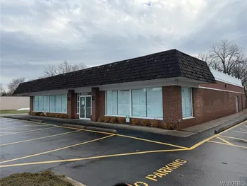 8565 Main Street, Clarence, NY 14221